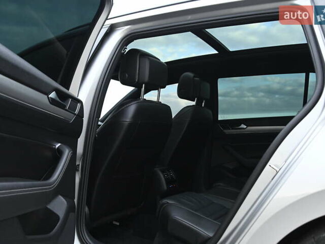 Серый Фольксваген Пассат, объемом двигателя 2 л и пробегом 260 тыс. км за 17600 $, фото 46 на Automoto.ua