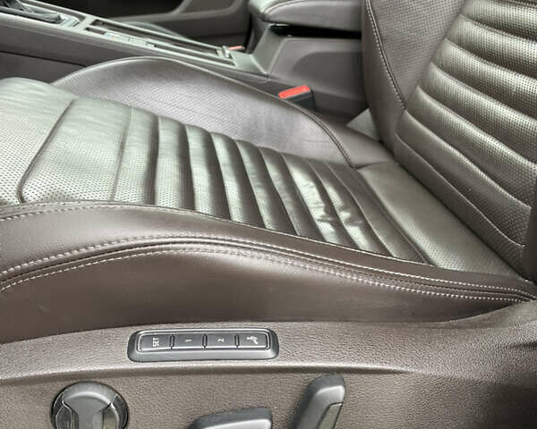 Серый Фольксваген Пассат, объемом двигателя 1.97 л и пробегом 233 тыс. км за 21999 $, фото 13 на Automoto.ua