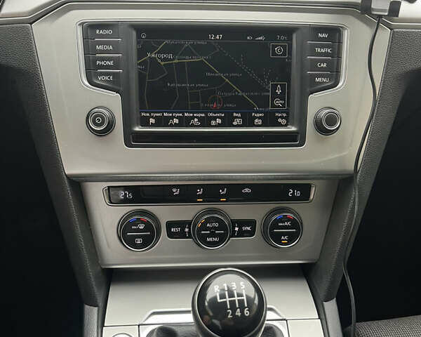 Сірий Фольксваген Пассат, об'ємом двигуна 1.97 л та пробігом 247 тис. км за 12900 $, фото 7 на Automoto.ua