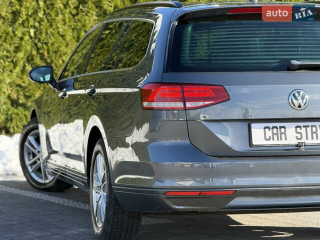 Серый Фольксваген Пассат, объемом двигателя 2 л и пробегом 195 тыс. км за 16999 $, фото 69 на Automoto.ua