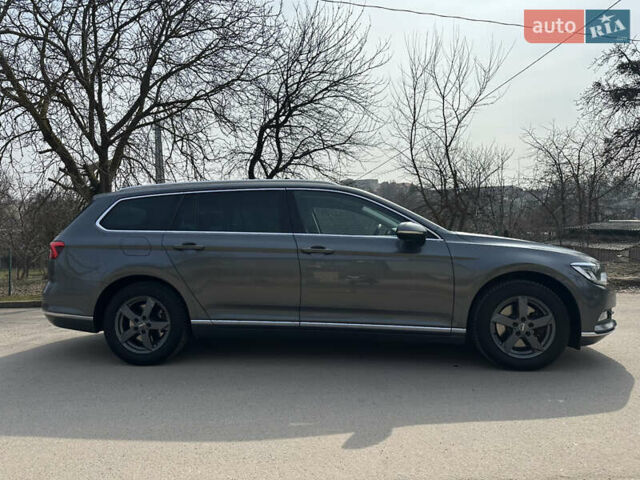 Серый Фольксваген Пассат, объемом двигателя 1.97 л и пробегом 275 тыс. км за 14300 $, фото 4 на Automoto.ua