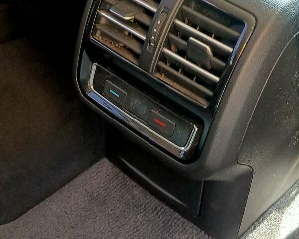 Сірий Фольксваген Пассат, об'ємом двигуна 1.97 л та пробігом 240 тис. км за 16000 $, фото 10 на Automoto.ua