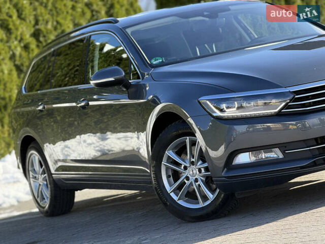 Серый Фольксваген Пассат, объемом двигателя 2 л и пробегом 195 тыс. км за 16999 $, фото 16 на Automoto.ua