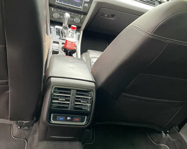 Серый Фольксваген Пассат, объемом двигателя 1.97 л и пробегом 233 тыс. км за 21999 $, фото 24 на Automoto.ua