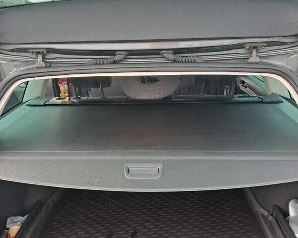 Серый Фольксваген Пассат, объемом двигателя 1.97 л и пробегом 250 тыс. км за 19000 $, фото 15 на Automoto.ua