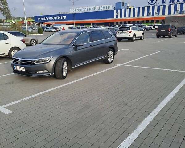 Серый Фольксваген Пассат, объемом двигателя 1.97 л и пробегом 250 тыс. км за 19000 $, фото 12 на Automoto.ua