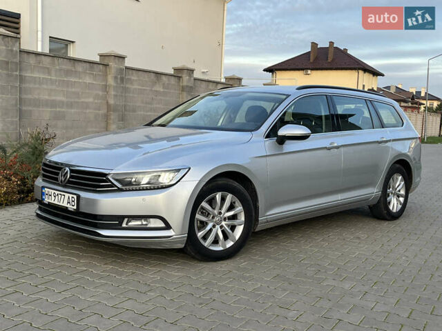 Серый Фольксваген Пассат, объемом двигателя 1.6 л и пробегом 262 тыс. км за 11800 $, фото 3 на Automoto.ua