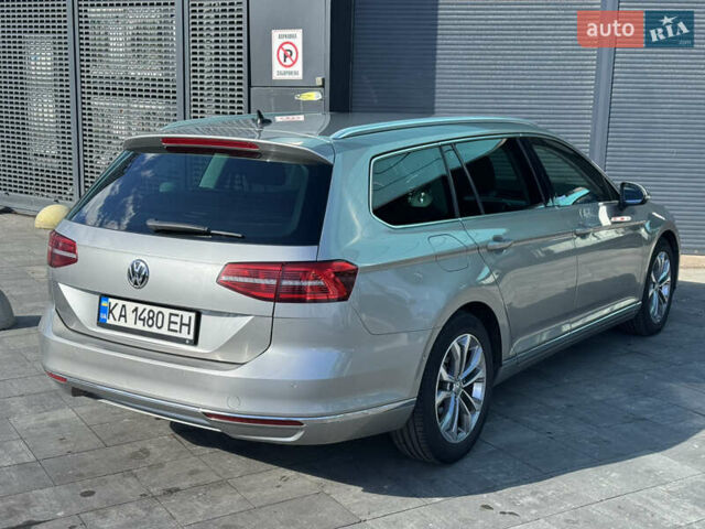 Сірий Фольксваген Пассат, об'ємом двигуна 1.6 л та пробігом 264 тис. км за 15800 $, фото 1 на Automoto.ua