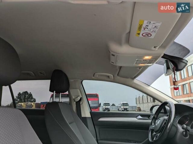 Серый Фольксваген Пассат, объемом двигателя 1.97 л и пробегом 320 тыс. км за 13400 $, фото 12 на Automoto.ua