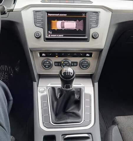 Серый Фольксваген Пассат, объемом двигателя 1.97 л и пробегом 316 тыс. км за 12900 $, фото 8 на Automoto.ua