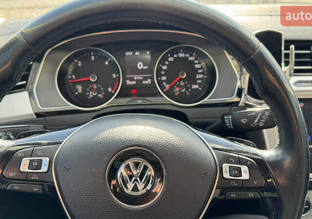 Серый Фольксваген Пассат, объемом двигателя 1.97 л и пробегом 299 тыс. км за 16750 $, фото 22 на Automoto.ua