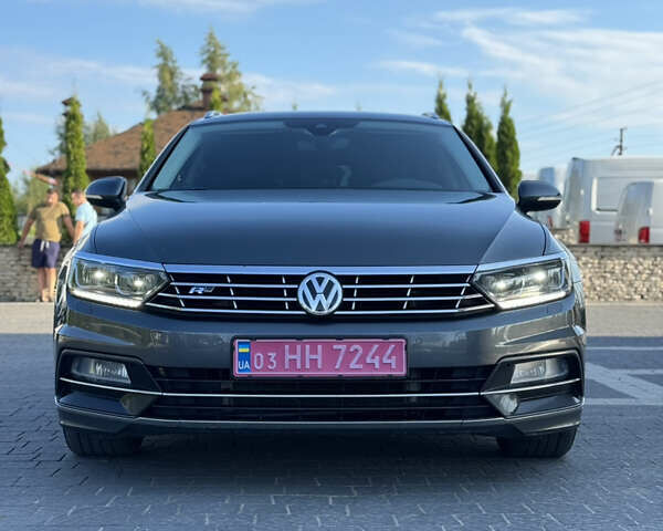 Серый Фольксваген Пассат, объемом двигателя 2 л и пробегом 257 тыс. км за 17999 $, фото 9 на Automoto.ua