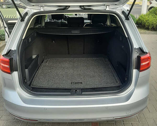 Сірий Фольксваген Пассат, об'ємом двигуна 1.97 л та пробігом 201 тис. км за 20000 $, фото 12 на Automoto.ua