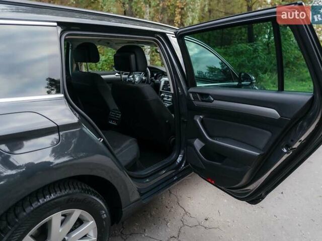 Сірий Фольксваген Пассат, об'ємом двигуна 1.97 л та пробігом 242 тис. км за 17500 $, фото 2 на Automoto.ua