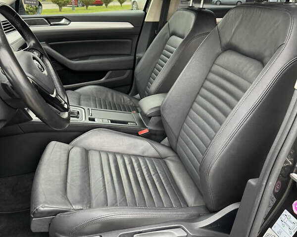 Сірий Фольксваген Пассат, об'ємом двигуна 2 л та пробігом 189 тис. км за 17300 $, фото 26 на Automoto.ua