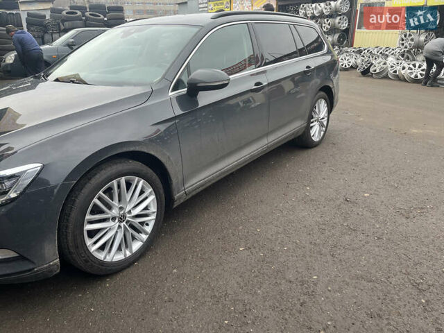 Сірий Фольксваген Пассат, об'ємом двигуна 1.97 л та пробігом 239 тис. км за 18000 $, фото 8 на Automoto.ua