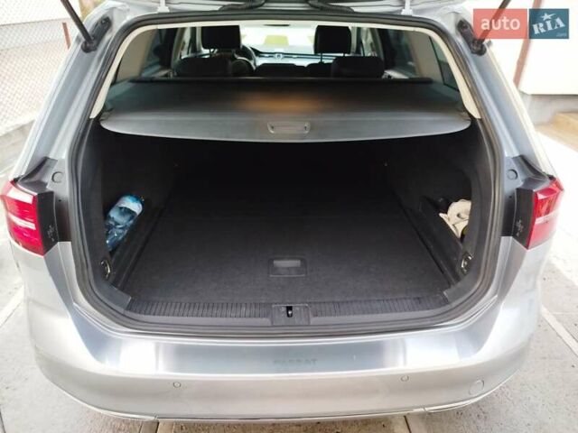 Серый Фольксваген Пассат, объемом двигателя 2 л и пробегом 263 тыс. км за 19000 $, фото 23 на Automoto.ua