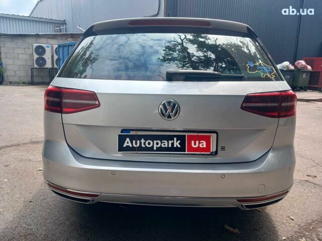 Сірий Фольксваген Пассат, об'ємом двигуна 2 л та пробігом 285 тис. км за 17990 $, фото 5 на Automoto.ua