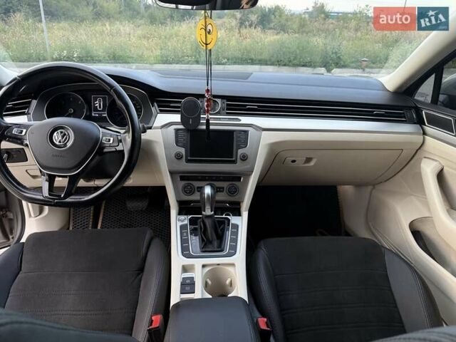 Серый Фольксваген Пассат, объемом двигателя 1.97 л и пробегом 315 тыс. км за 14000 $, фото 4 на Automoto.ua
