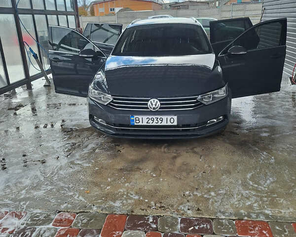 Серый Фольксваген Пассат, объемом двигателя 2 л и пробегом 280 тыс. км за 15999 $, фото 2 на Automoto.ua