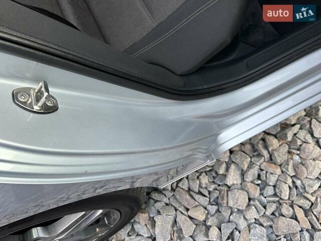 Серый Фольксваген Пассат, объемом двигателя 2 л и пробегом 269 тыс. км за 15850 $, фото 82 на Automoto.ua