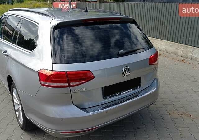 Серый Фольксваген Пассат, объемом двигателя 1.97 л и пробегом 234 тыс. км за 16400 $, фото 9 на Automoto.ua