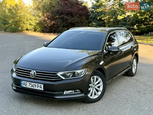 Фольксваген Пассат 2017 у Дніпро (Дніпропетровську) на Automoto.ua Сірий Фольксваген Пассат, об'ємом двигуна 1.6 л та пробігом 122 тис. км за 14800 $, фото 14 на Automoto.ua