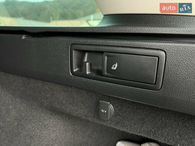 Серый Фольксваген Пассат, объемом двигателя 2 л и пробегом 280 тыс. км за 15500 $, фото 45 на Automoto.ua