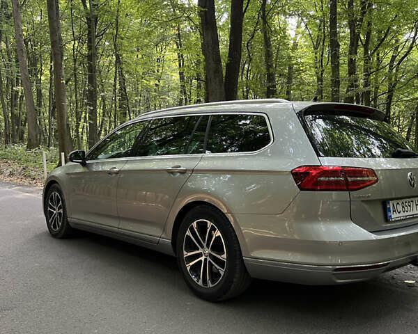 Серый Фольксваген Пассат, объемом двигателя 1.97 л и пробегом 266 тыс. км за 18950 $, фото 6 на Automoto.ua