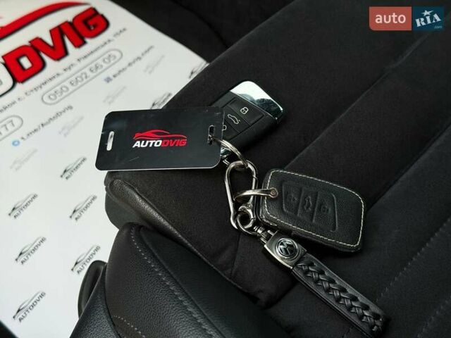 Серый Фольксваген Пассат, объемом двигателя 2 л и пробегом 199 тыс. км за 21499 $, фото 32 на Automoto.ua