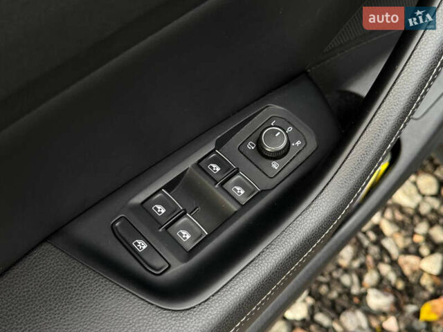 Серый Фольксваген Пассат, объемом двигателя 1.97 л и пробегом 222 тыс. км за 16990 $, фото 27 на Automoto.ua