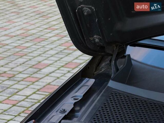 Серый Фольксваген Пассат, объемом двигателя 2 л и пробегом 199 тыс. км за 21499 $, фото 90 на Automoto.ua