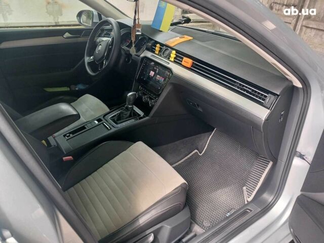 Сірий Фольксваген Пассат, об'ємом двигуна 2 л та пробігом 285 тис. км за 17990 $, фото 19 на Automoto.ua