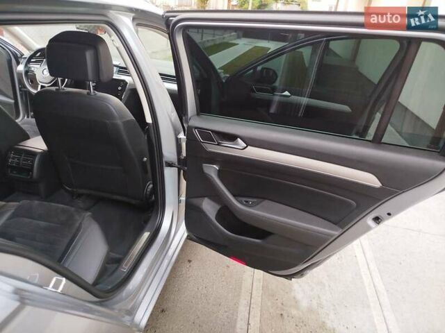 Серый Фольксваген Пассат, объемом двигателя 2 л и пробегом 263 тыс. км за 19000 $, фото 20 на Automoto.ua