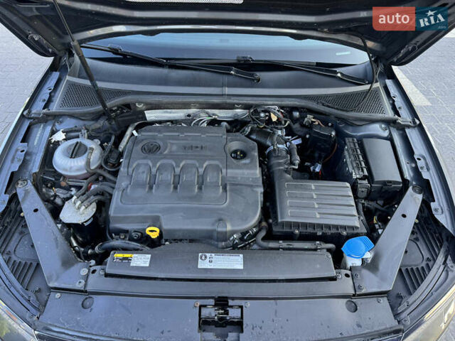 Серый Фольксваген Пассат, объемом двигателя 2 л и пробегом 257 тыс. км за 17999 $, фото 53 на Automoto.ua