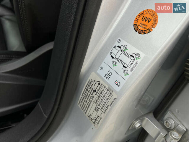 Серый Фольксваген Пассат, объемом двигателя 2 л и пробегом 280 тыс. км за 15500 $, фото 25 на Automoto.ua