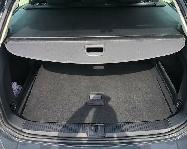 Серый Фольксваген Пассат, объемом двигателя 1.97 л и пробегом 265 тыс. км за 13500 $, фото 30 на Automoto.ua