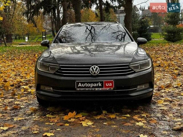 Фольксваген Пассат 2017 в Киеве на Automoto.ua Серый Фольксваген Пассат, объемом двигателя 2 л и пробегом 282 тыс. км за 13790 $, фото 1 на Automoto.ua