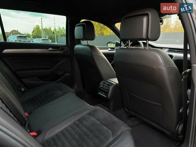 Серый Фольксваген Пассат, объемом двигателя 2 л и пробегом 199 тыс. км за 21499 $, фото 63 на Automoto.ua