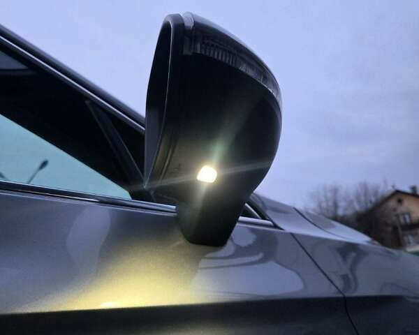 Серый Фольксваген Пассат, объемом двигателя 1.6 л и пробегом 249 тыс. км за 13499 $, фото 22 на Automoto.ua