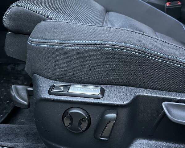 Сірий Фольксваген Пассат, об'ємом двигуна 1.97 л та пробігом 185 тис. км за 17500 $, фото 13 на Automoto.ua