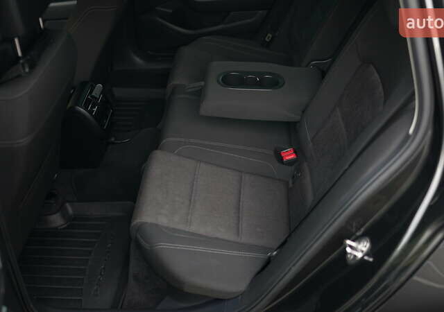 Серый Фольксваген Пассат, объемом двигателя 1.6 л и пробегом 270 тыс. км за 15300 $, фото 16 на Automoto.ua