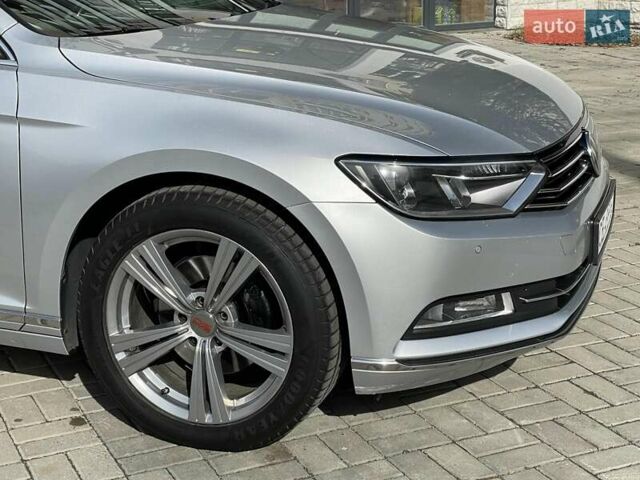 Серый Фольксваген Пассат, объемом двигателя 1.97 л и пробегом 276 тыс. км за 16000 $, фото 17 на Automoto.ua