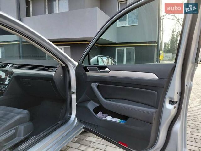 Сірий Фольксваген Пассат, об'ємом двигуна 1.97 л та пробігом 216 тис. км за 17800 $, фото 43 на Automoto.ua