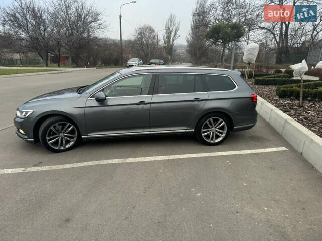 Серый Фольксваген Пассат, объемом двигателя 1.97 л и пробегом 210 тыс. км за 16000 $, фото 12 на Automoto.ua