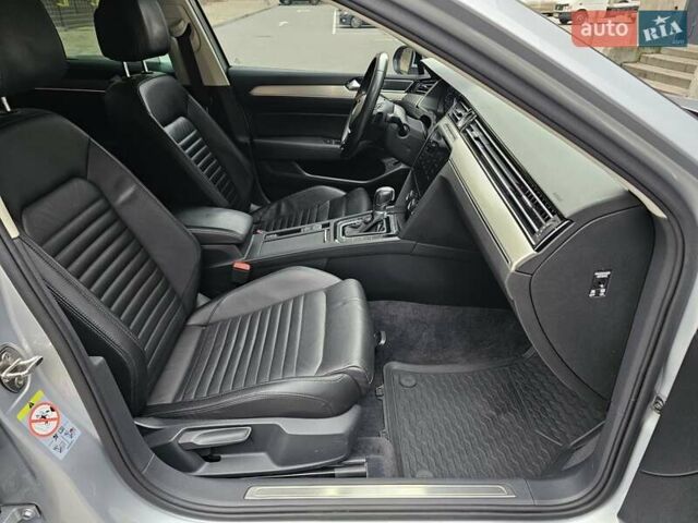 Серый Фольксваген Пассат, объемом двигателя 2 л и пробегом 270 тыс. км за 17999 $, фото 41 на Automoto.ua