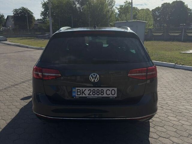 Сірий Фольксваген Пассат, об'ємом двигуна 1.97 л та пробігом 312 тис. км за 16200 $, фото 4 на Automoto.ua