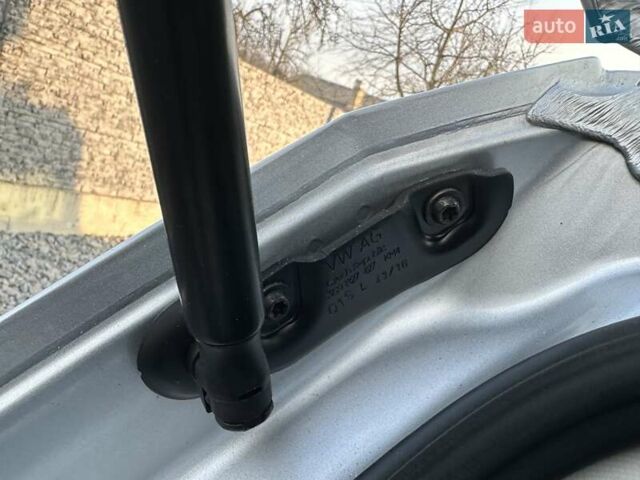 Серый Фольксваген Пассат, объемом двигателя 2 л и пробегом 269 тыс. км за 15850 $, фото 98 на Automoto.ua