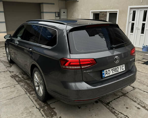 Серый Фольксваген Пассат, объемом двигателя 1.97 л и пробегом 249 тыс. км за 16500 $, фото 6 на Automoto.ua