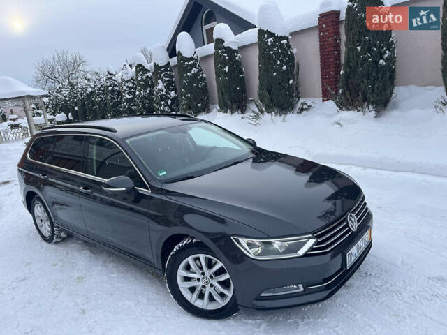 Сірий Фольксваген Пассат, об'ємом двигуна 2 л та пробігом 196 тис. км за 16990 $, фото 4 на Automoto.ua